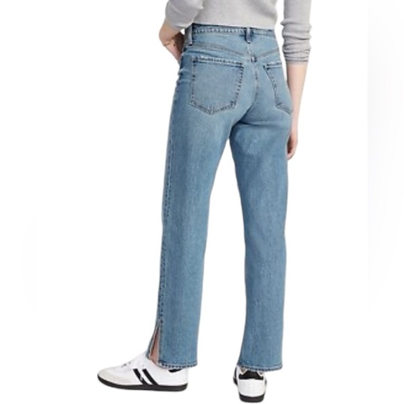 Old Navy High Rise Loose Side Slit Jean in size 8, no flaws - Picture 2 of 13